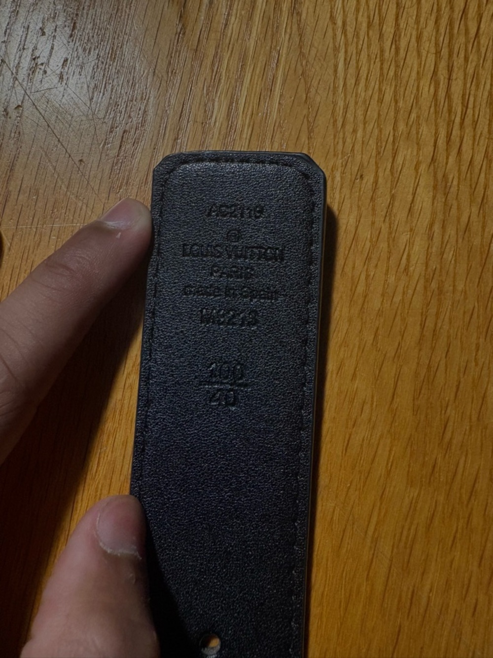 Louis Vuitton Black Leather Belt with Orange Box and Yellow Card - Picture 5 of 5